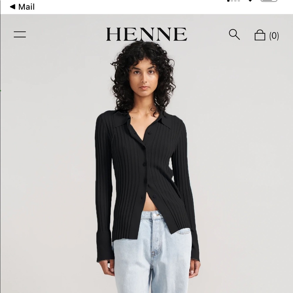 The Livia top is one of Henne’s best selling tops.